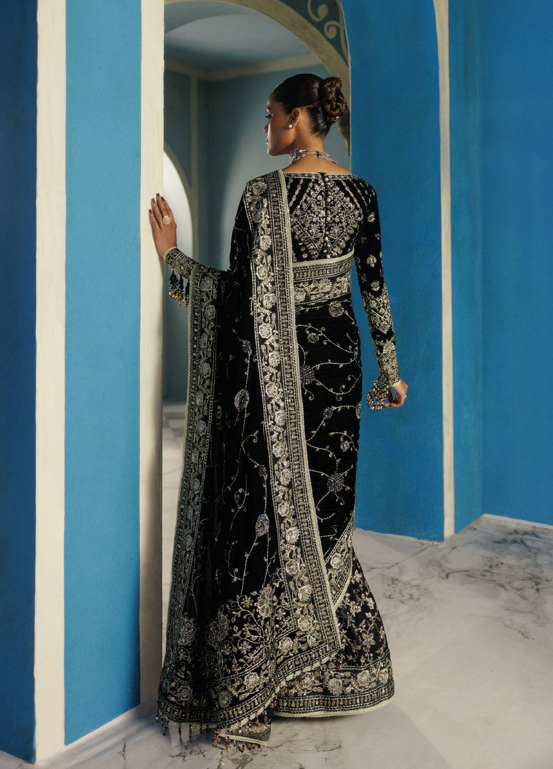 AIK Udaipur Velvet Unstitched Luxury Embroidered Saree AIK25 D-04 - Formals Collection