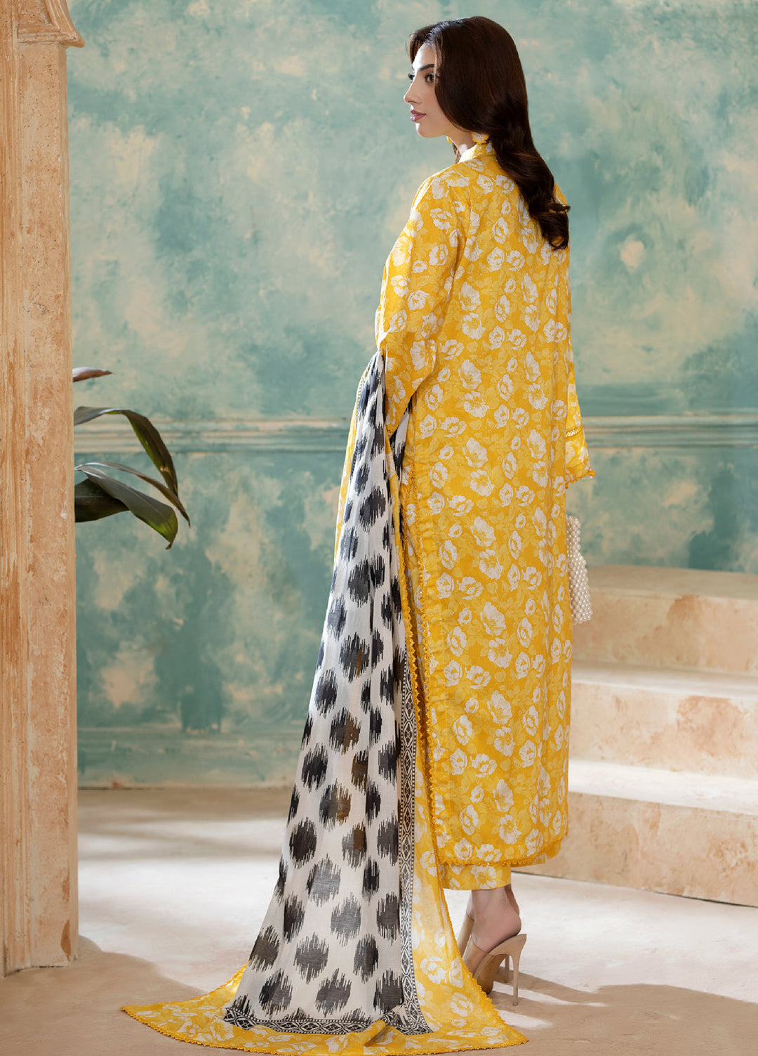 Salina by Regalia Textiles Unstitched Embroidered Lawn 3 Piece Suit RG26USVII D-2 - Summer Collection