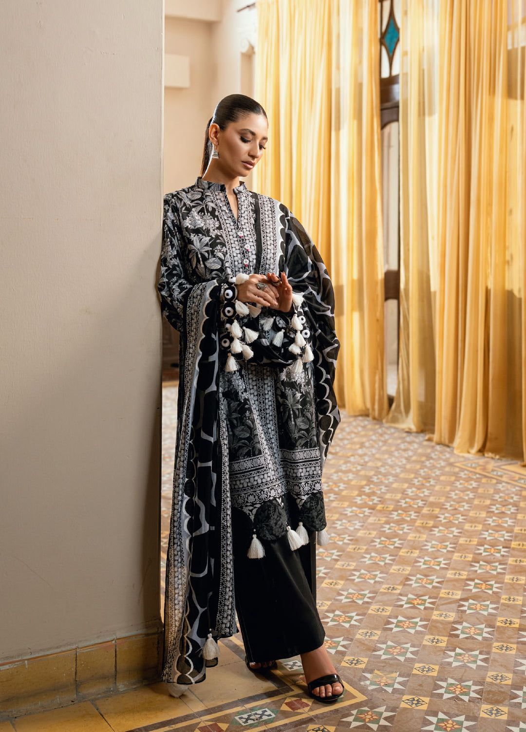 Noir and Blanc by Gul Ahmed Unstitched Printed Lawn 3 Piece Suit GA26UNBL B-62010 - Summer Collection