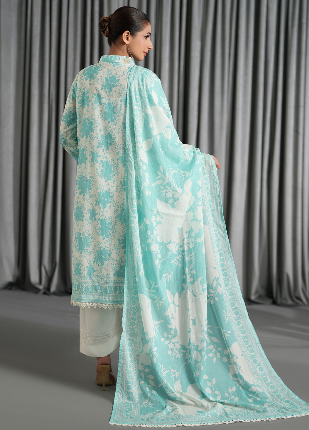 Salina by Regalia Textile Unstitched Printed Lawn 3 Piece Suit RG26US D-5 - Summer Collection