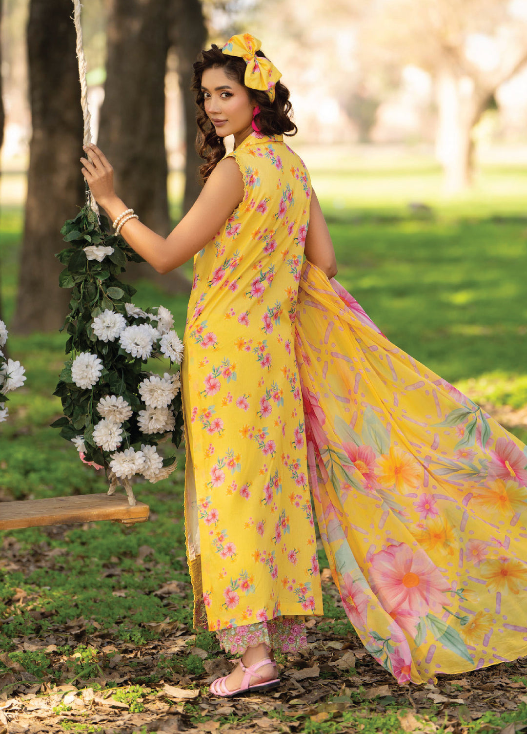 Eden Garden by Humdum Unstitched Embroidered Lawn 3 Piece Suit HB26UED D-03 - Summer Collection