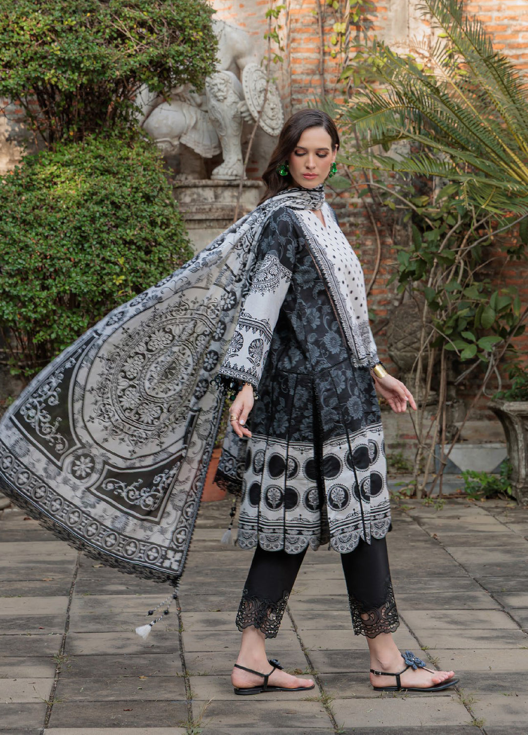 Noir and Blanc by Gul Ahmed Unstitched Printed Lawn 3 Piece Suit GA26UNBL B-62009 - Summer Collection