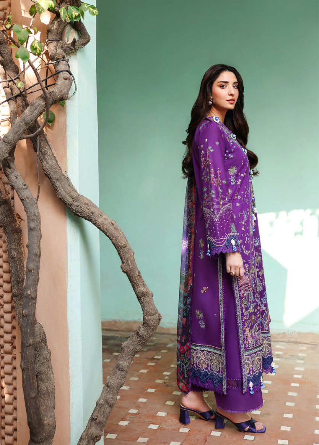 Summer Reverie by Roheenaz Unstitched Embroidered Lawn 3 Piece Suit RN26USR D-4 AURELIA - Festive Collection