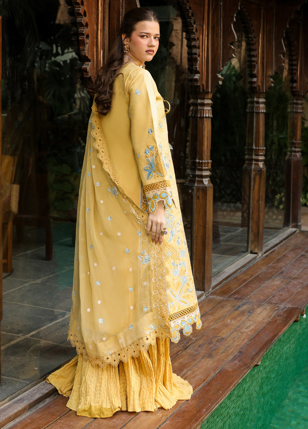 Shanaya by Mahnur Unstitched Embroidered Lawn 3 Piece Suit MN26USL SH-11 - Summer Collection