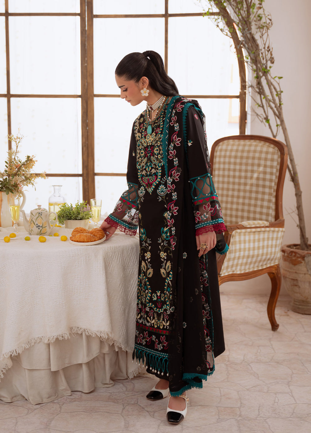 Shanaya by Mahnur Unstitched Lawn Embroidered 3 Piece Suit MN26US SN-08 - Summer Collection