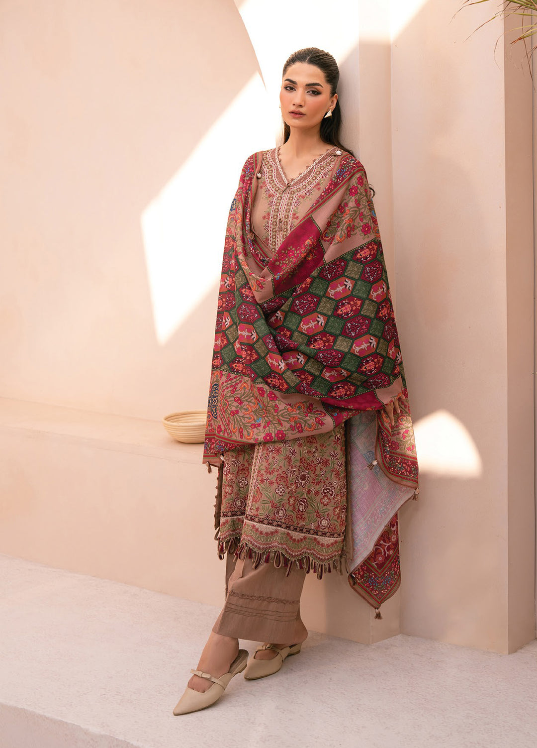 Rang e Khizaan by Xenia Unstitched Khaddar Embroidered Suits 3 Piece XE25SW D-04 DAFIYAH - Winter Collection