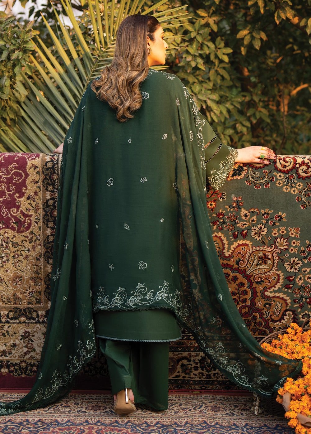 Satrangi by Mahnur Unstitched Embroidered Lawn 3 Piece Suit MN26ULS S-08 - Summer Collection