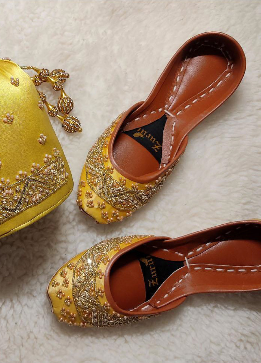 Zuruj Festive Style  Potli X Khussa  PL-119