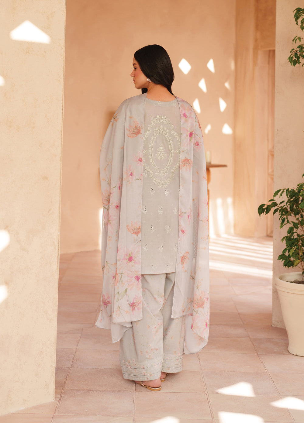 Iznik Unstitched Embroidered Lawn 3 Piece Suit IZ26ULE EL-12 - Eid Collection