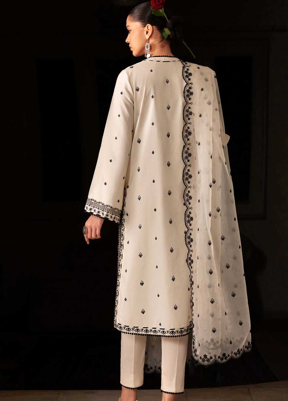 Zarif Unstitched Embroidered Lawn 3 Piece Suit ZR26ULF YARA 03 - Festive Collection