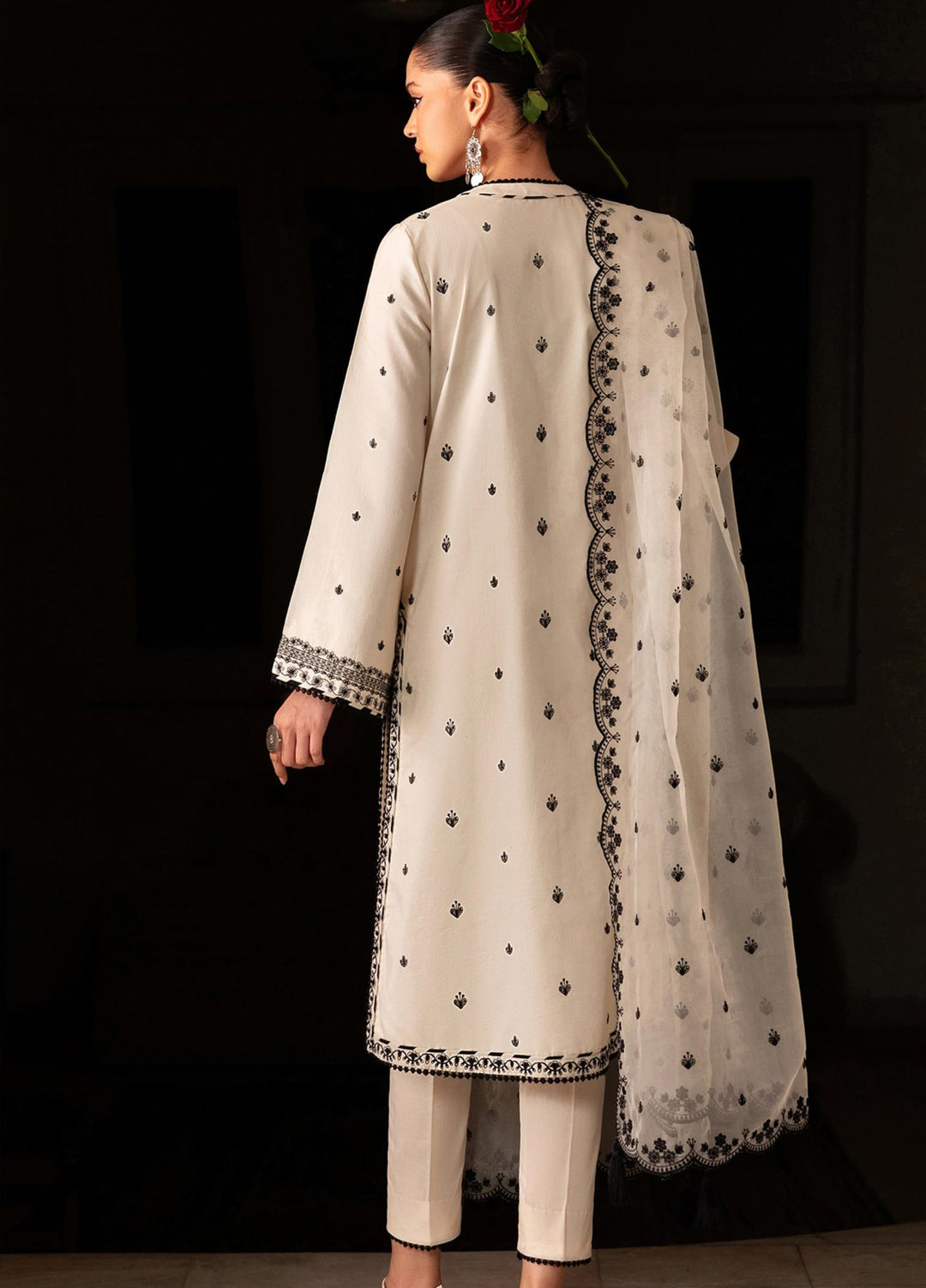 Zarif Unstitched Embroidered Lawn 3 Piece Suit ZR26ULF YARA 03 - Festive Collection
