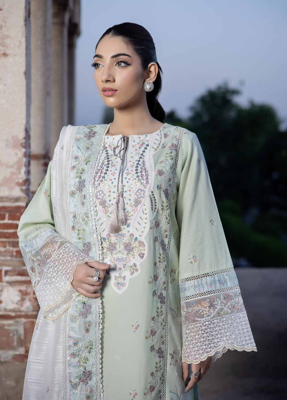 Inara by Javairia Women RTW Embroidered Lawn 3 Piece Suit IN26PJF Kriti - Festive Collection