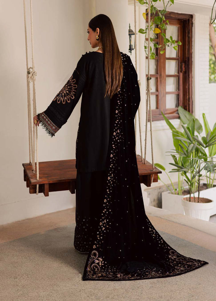 Nureh Exclusive Unstitched Luxury Leather Peach Velvet Shawl Embroidered Suits 3 Piece NU25NS NE-202 - Festive Collection