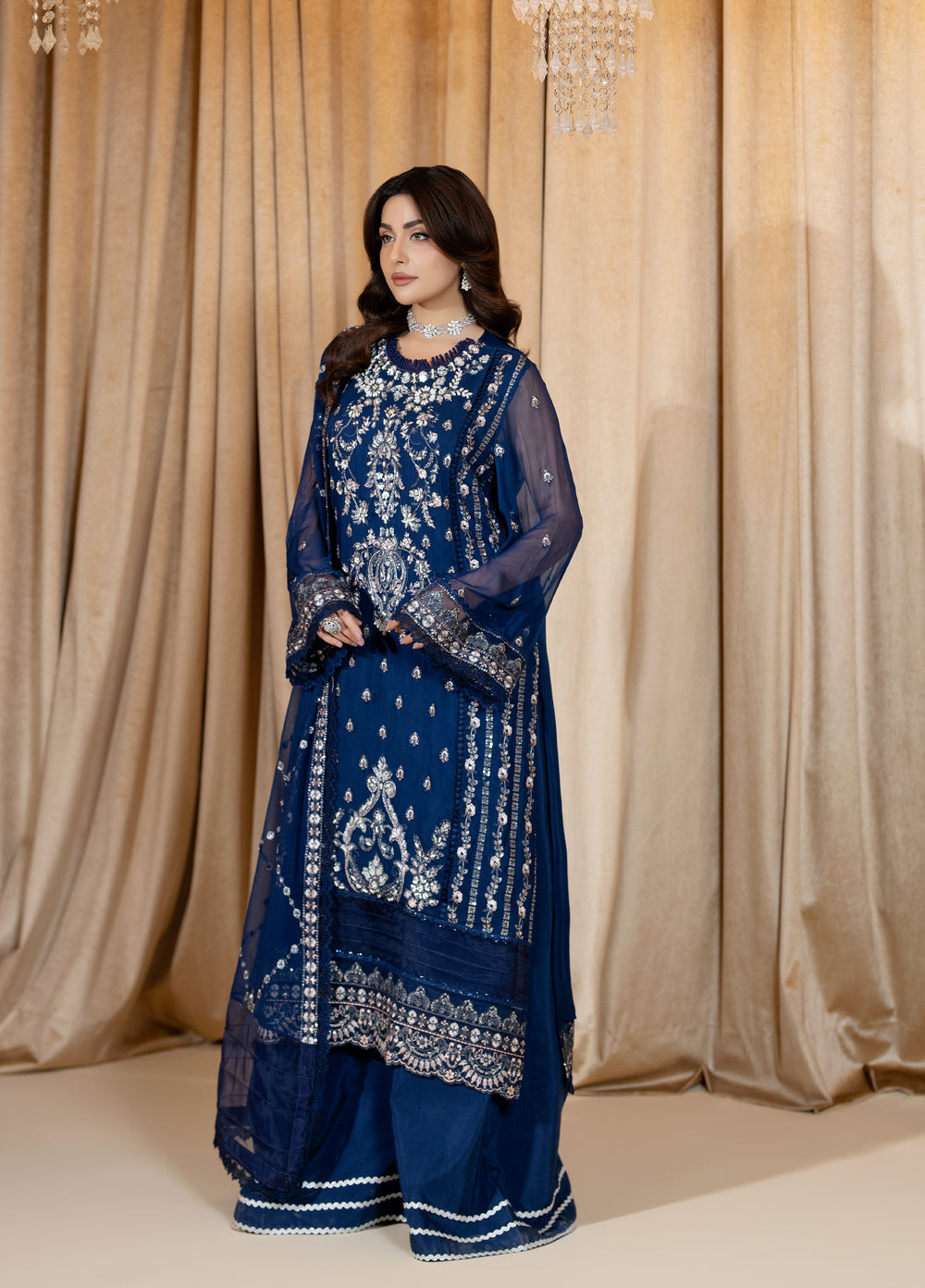 Maah-e-Noor Raum by Sarb Unstitched Embroidered Bamber Chiffon 3 Piece Suit RS26UMN MWF-04 - Wedding Collection