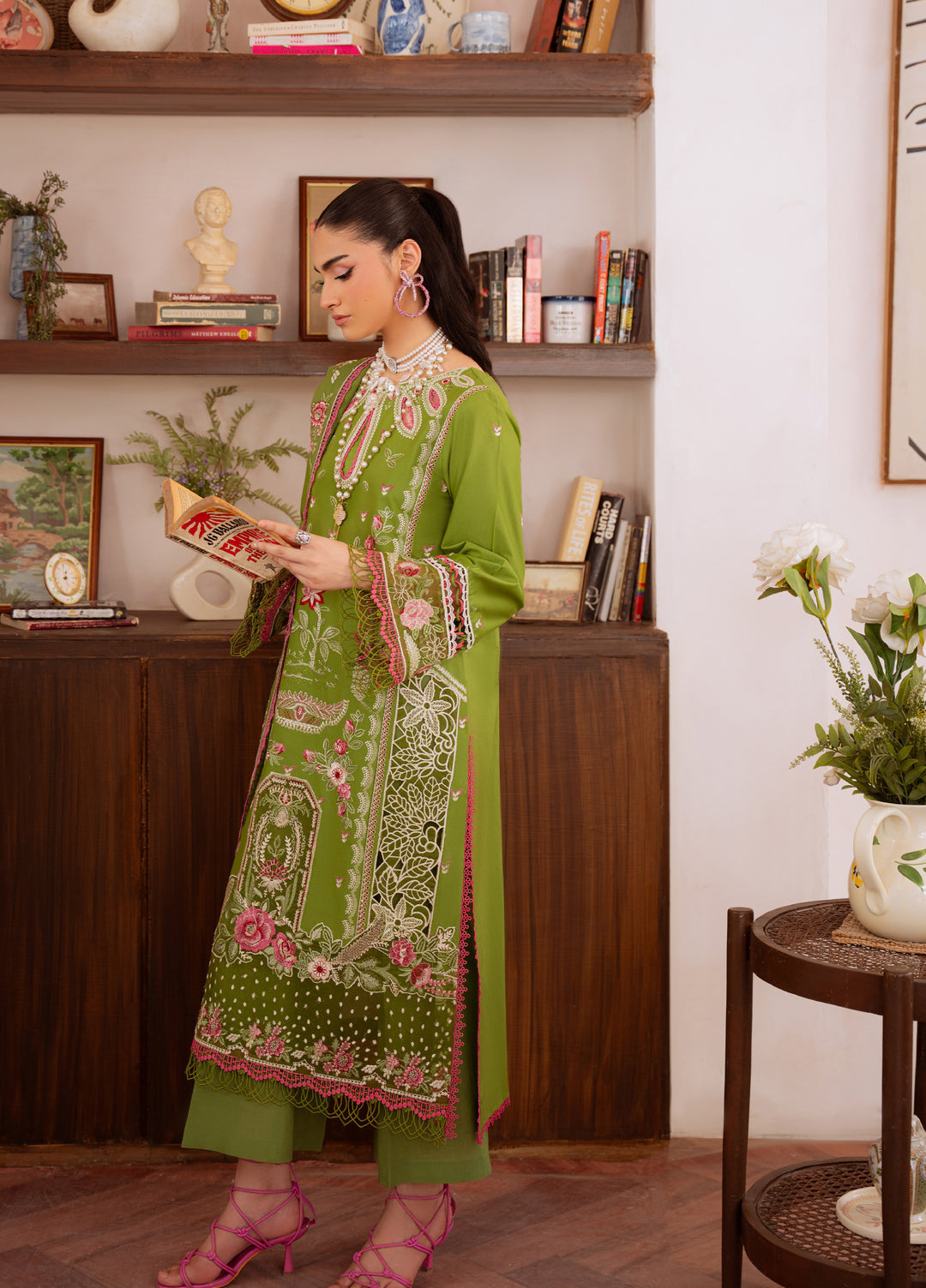 Shanaya by Mahnur Unstitched Lawn Embroidered 3 Piece Suit MN26US SN-11 - Summer Collection