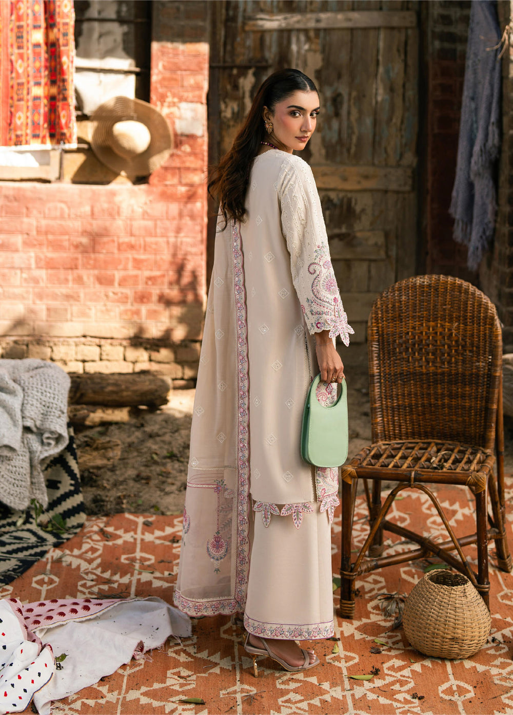 Aura of Flora by Zarizaa Unstitched Embroidered Luxury Lawn 3 Pcs Suit ZZ26UAFL ZA10-3ULE04W-2602 LOTUS - Summer