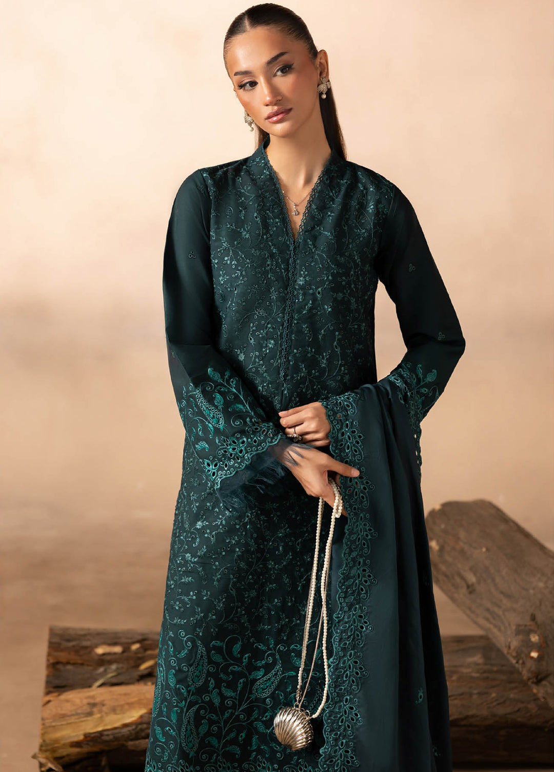 Sareen by Rajbari Unstitched Premium Viscose Chikankari 3 Piece RB25SC D-08 - Winter Collection