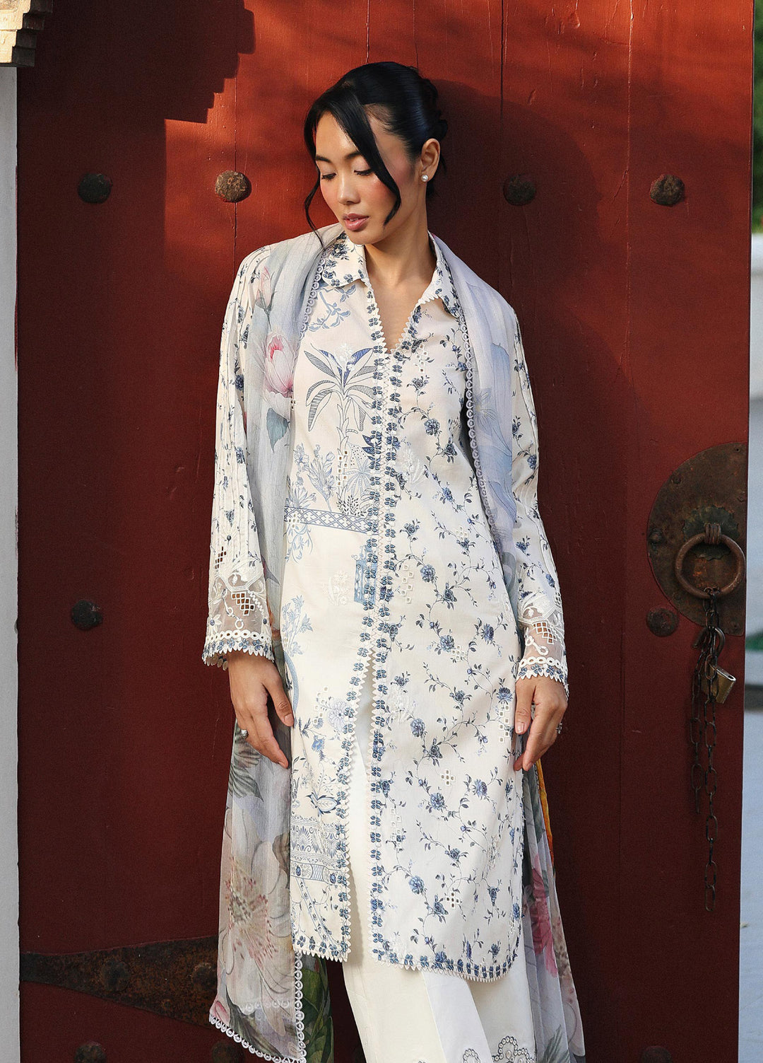 Q Prints by Qalamkar Unstitched Lawn Printed 3 Piece Suit QLK26QP Aerin - Summer Collection