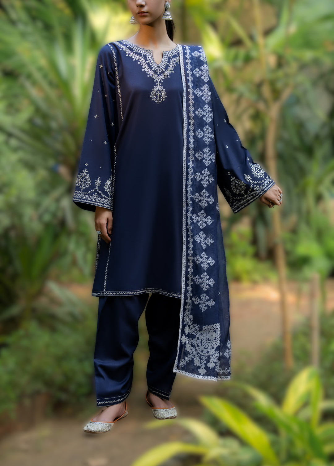 Rua by Casuallite Women Pret Premium Linen 3 Piece RUA-D06 - Winter Collection