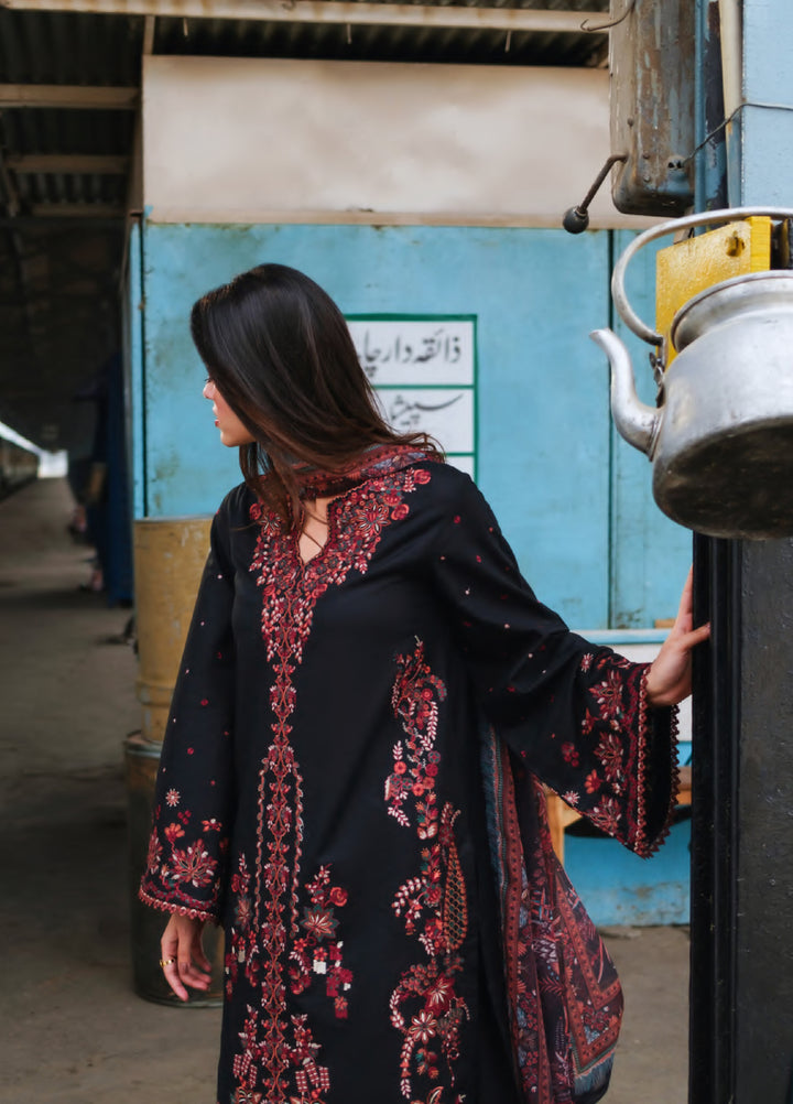 Safarnama by Casuallite RTW Embroidered Cotton Lawn 3 Piece CL26PSCL Ciara Noir - Eid Collection