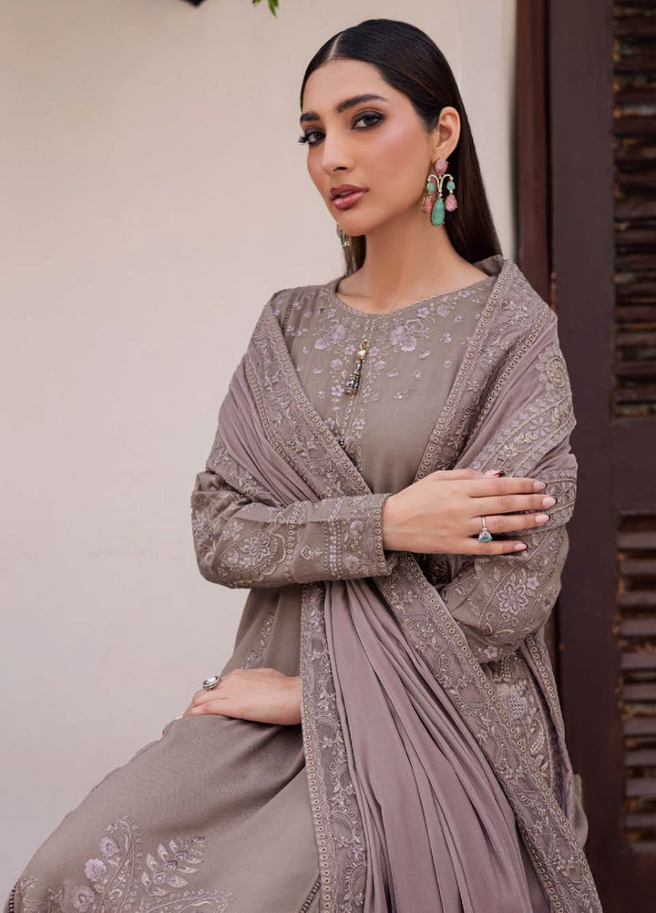 Nureh Exclusive Unstitched Luxury Leather Peach Velvet Shawl Embroidered Suits 3 Piece NU25NS NE-201 - Festive Collection