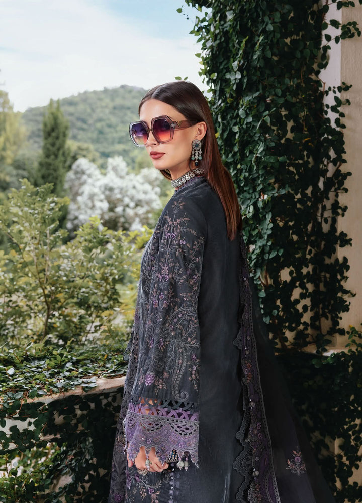 Luxe by Maria B Unstitched Embroidered Velvet 3 Piece MB25LW D5 - Winter Collection