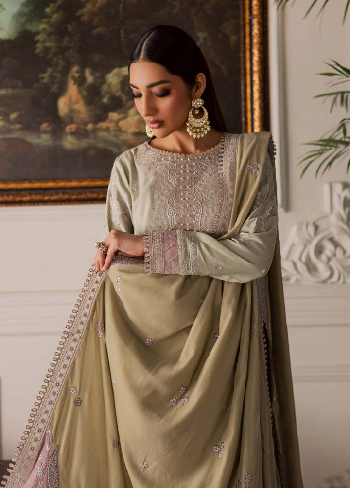 Nureh Exclusive Unstitched Luxury Leather Peach Velvet Shawl Embroidered Suits 3 Piece NU25NS NE-203 - Festive Collection