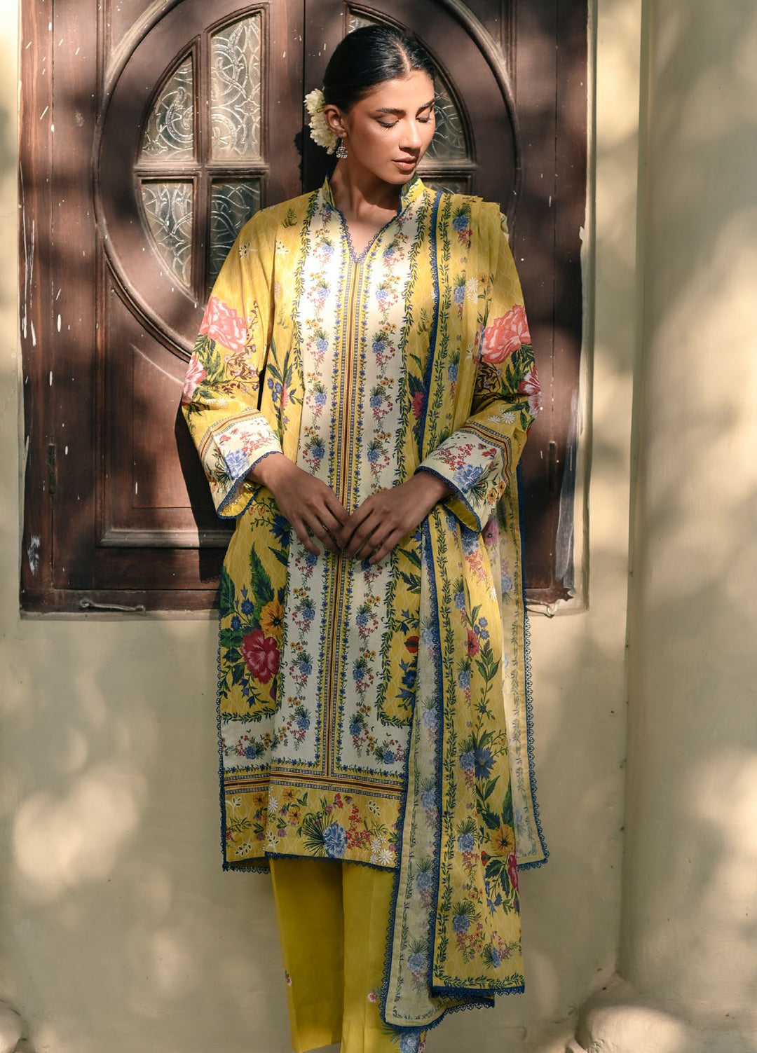 Rangon ka Angan by Gul Ahmed Unstitched Embroidered Lawn 3 Piece Suit GA26URAL CL-62276 - Summer Collection