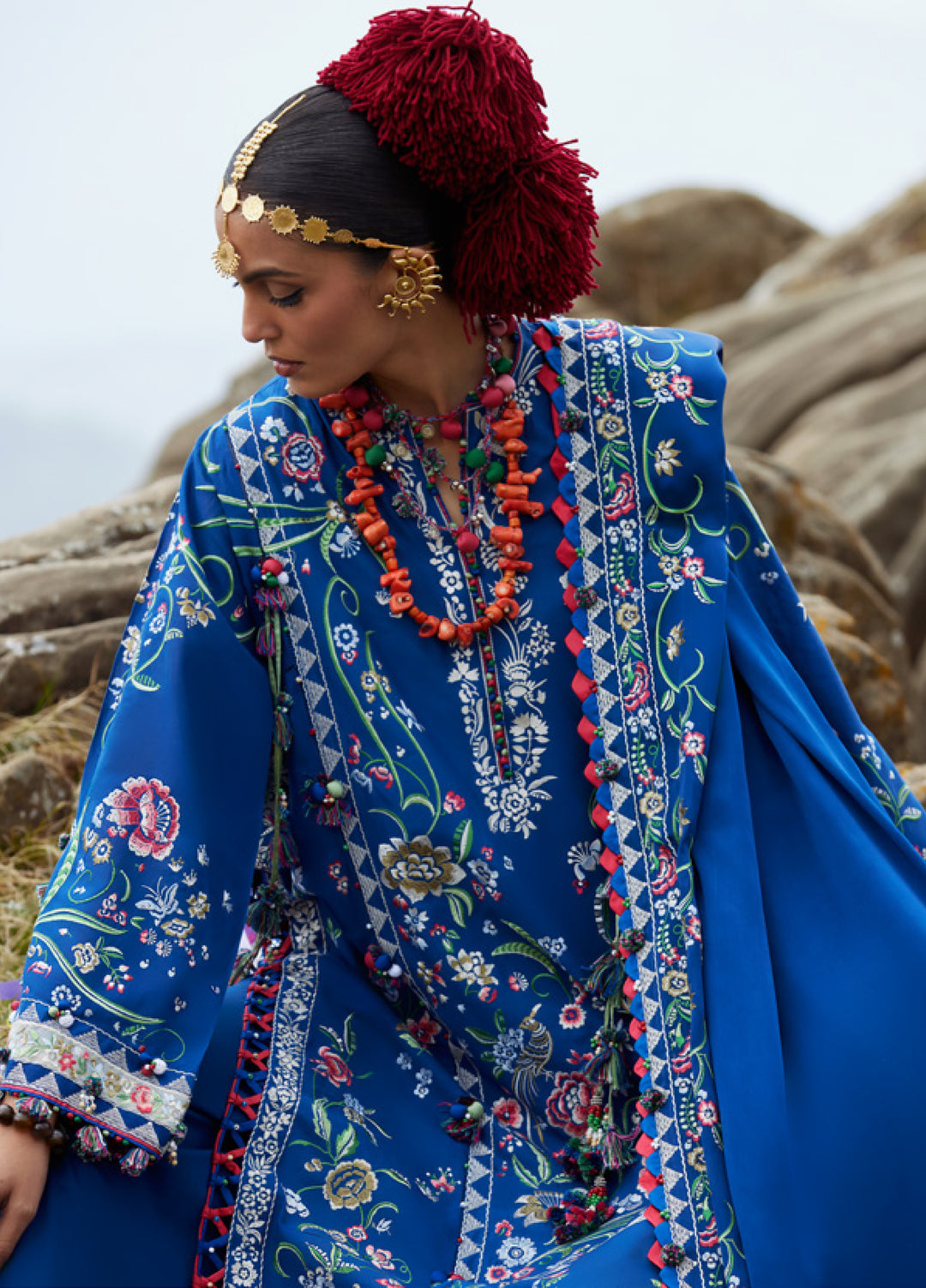 Kashmee Legacy by Elan Unstitched Embroidered Lawn 3 Piece Suit EL26ULKL Zabar EL26-01B - Festive Collection