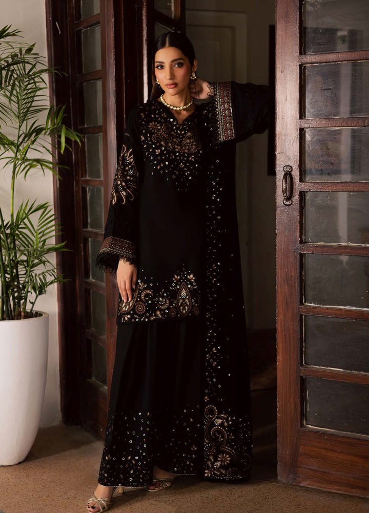 Nureh Exclusive Unstitched Luxury Leather Peach Velvet Shawl Embroidered Suits 3 Piece NU25NS NE-202 - Festive Collection