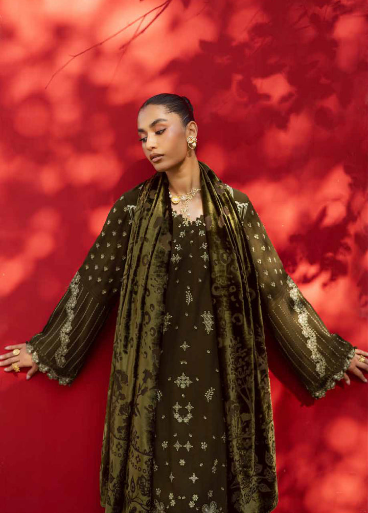 Nureh Exclusive Unstitched Luxury Palachi Embroidered Leather Peach Suits 3 Piece NU25PS NE-190 - Winter Collection