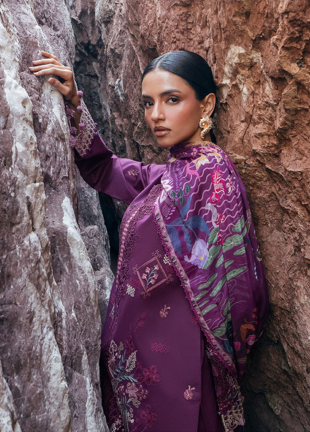 Florent Unstitched Embroidered Luxury Lawn 3 Piece Suit FL26UL FL-2B - Festive Collection