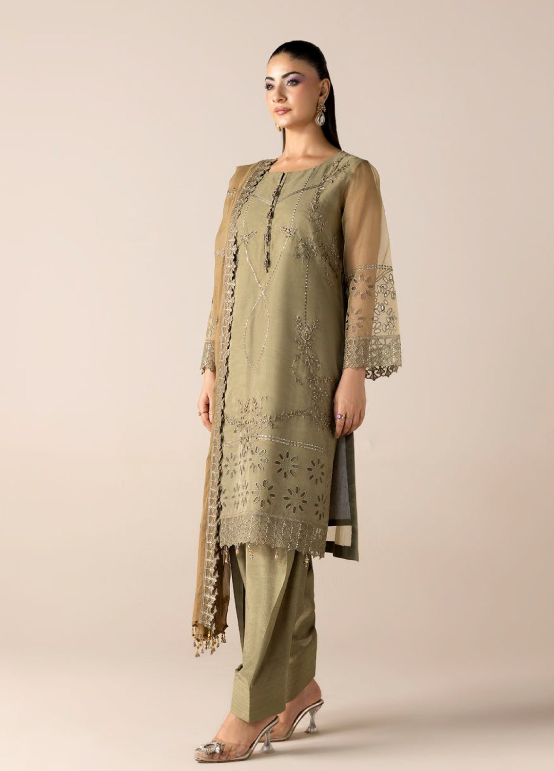 Aura by Zebtan RTW Embroidered Lawn 3 Piece Suit ZB26UAL A-10 - Festive Collection