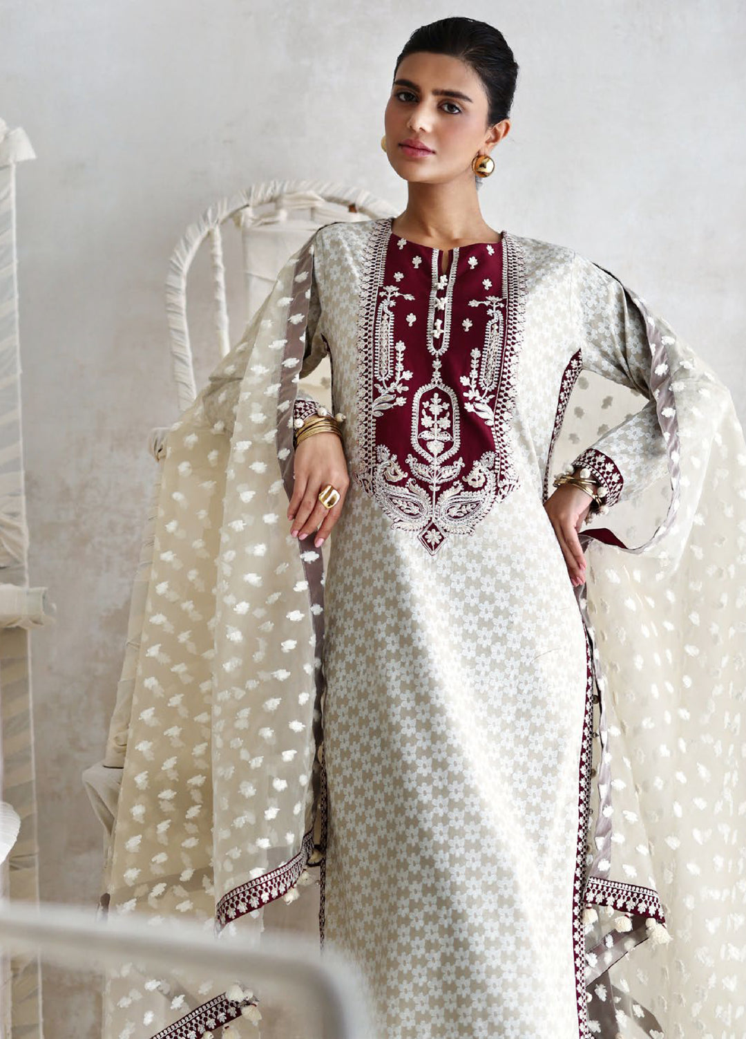The Luxe by Gul Ahmed Unstitched Embroidered Lawn 3 Piece Suit GA26ULL Chocolate Cosmos SP 62014 - Casual Collection