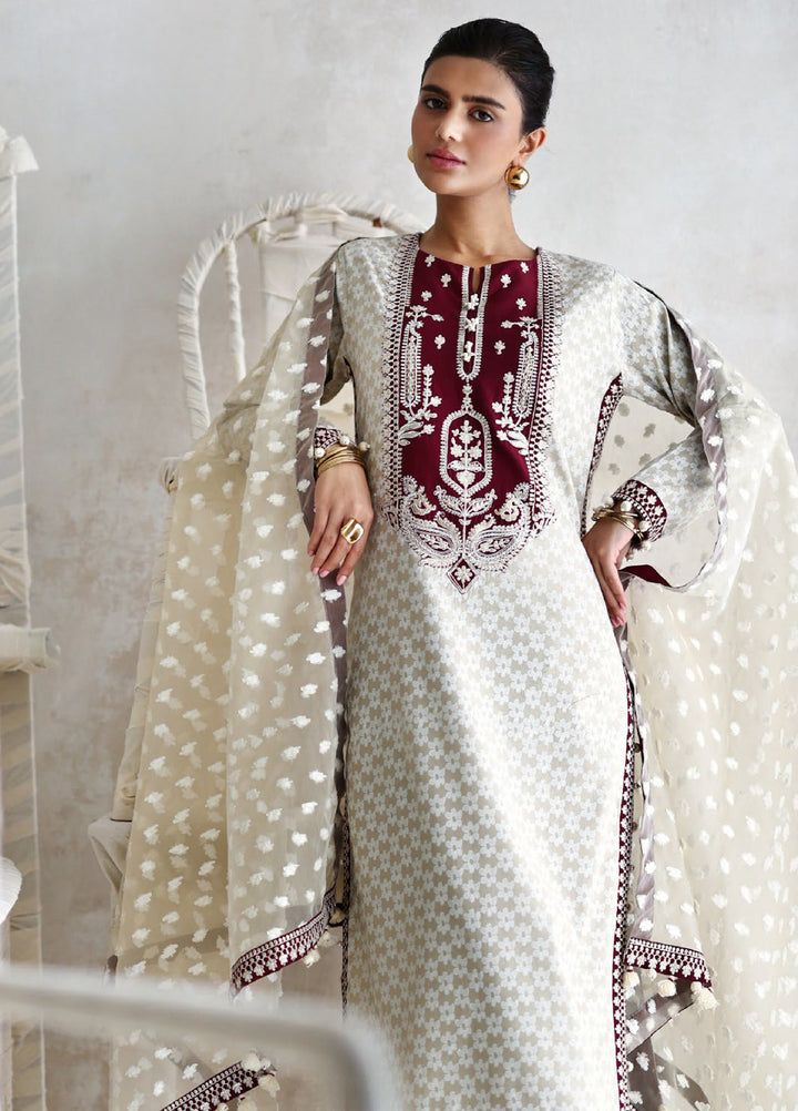 The Luxe by Gul Ahmed Unstitched Embroidered Lawn 3 Piece Suit GA26ULL Chocolate Cosmos SP 62014 - Casual Collection