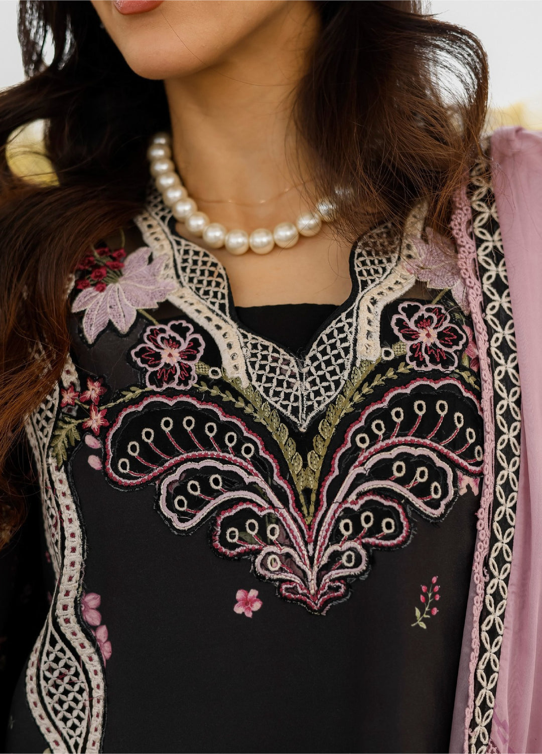 Saira Shakira Unstitched Embroidered Lawn 3 Piece Suit SSR26ULE SS-001B - Eid Collection