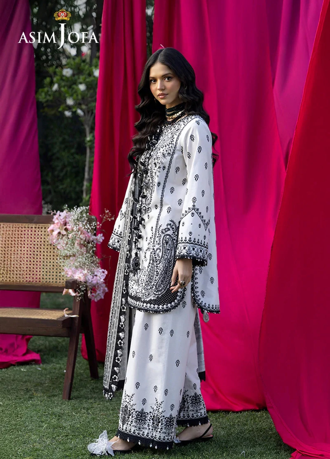 Asim Jofa Unstitched Embroidered Luxury Lawn 3 Piece Suit AJ26ULL AJULW-04 - Festive Collection