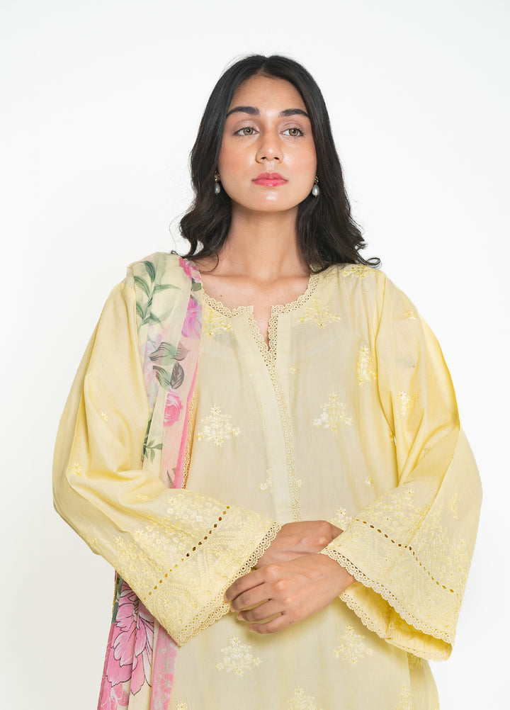 Zyna RTW Embroidered Lawn 3 Piece Suit ZY26ULS Lurea - Summer Collection