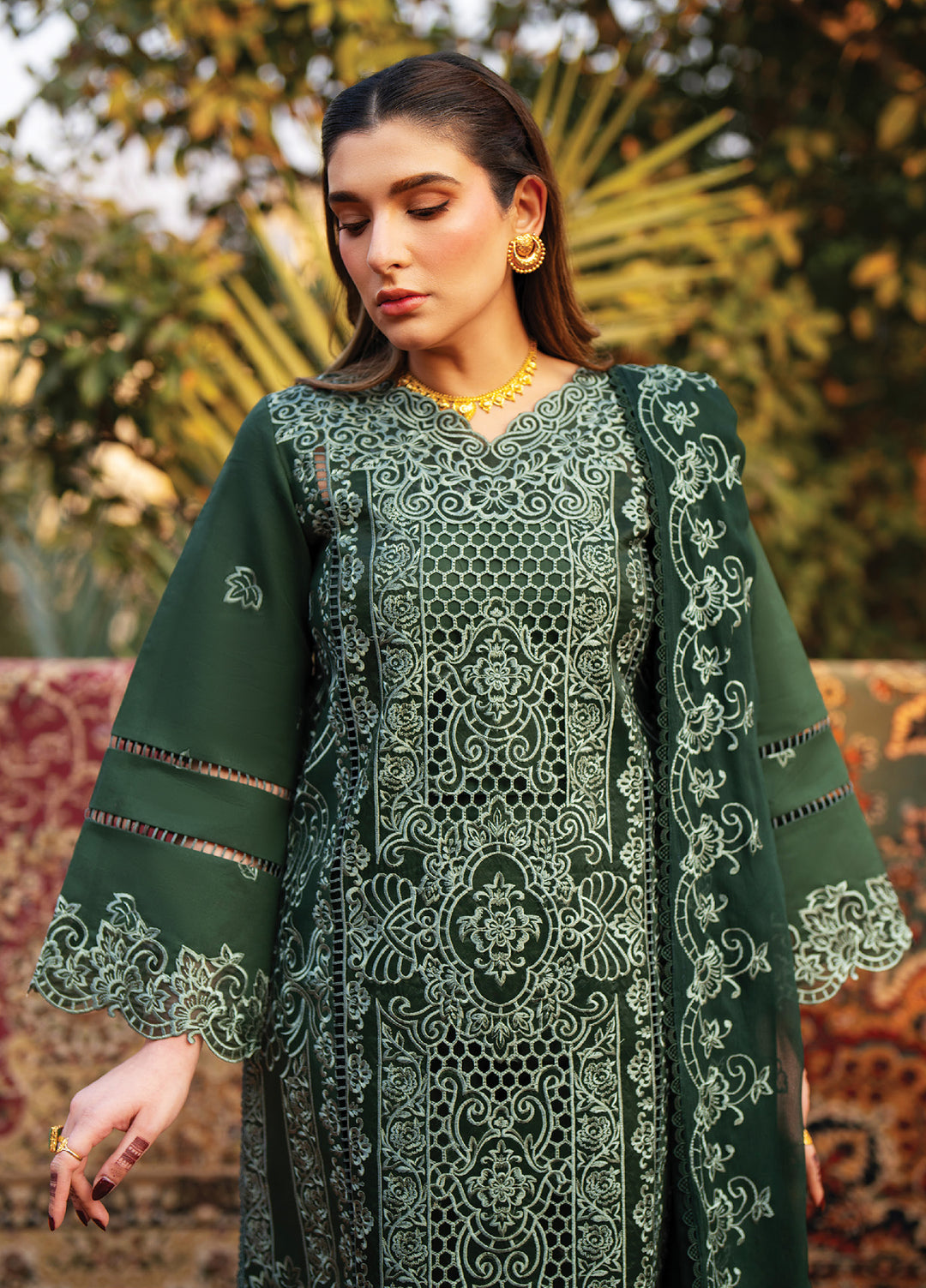 Satrangi by Mahnur Unstitched Embroidered Lawn 3 Piece Suit MN26ULS S-08 - Summer Collection