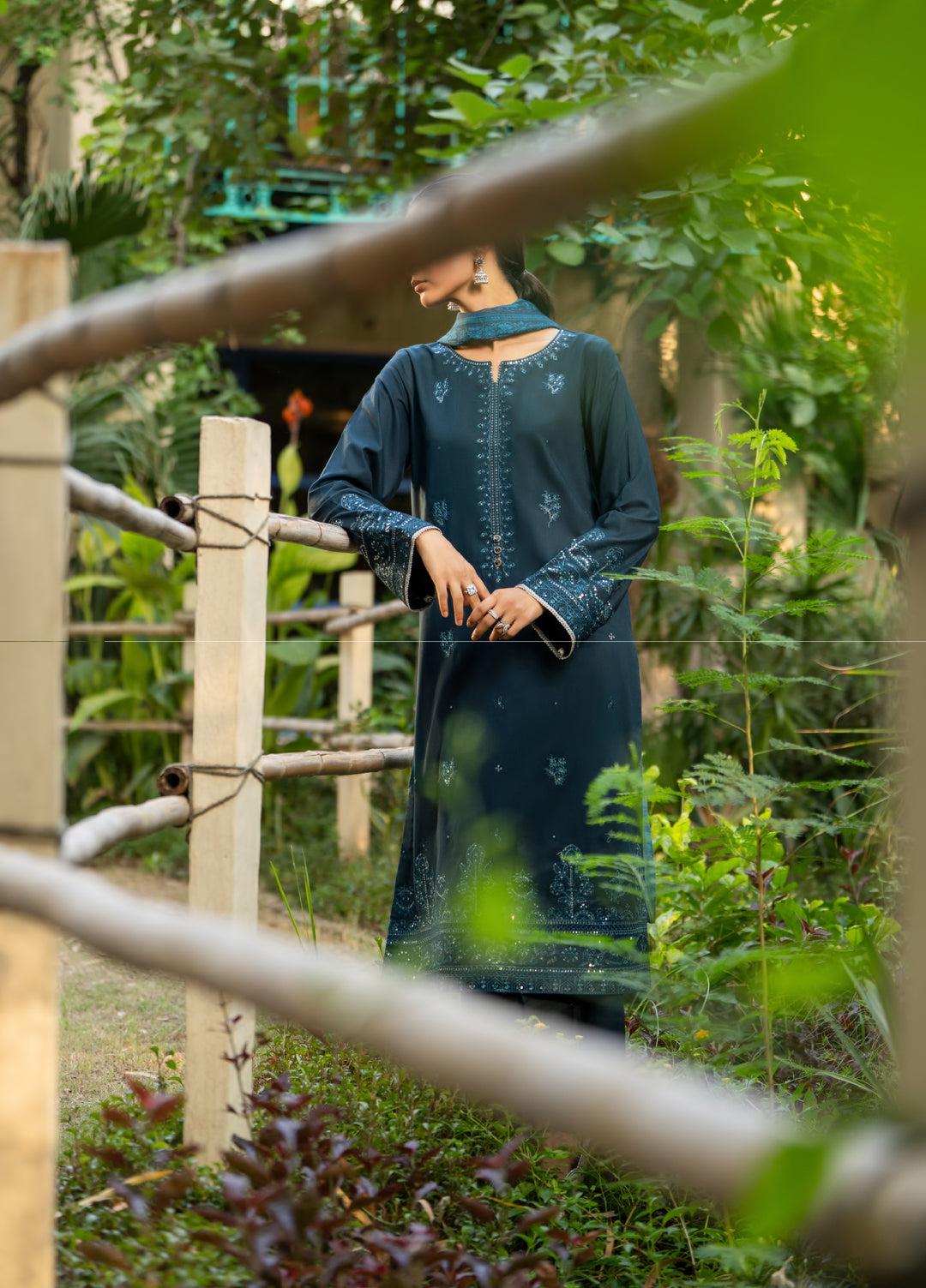 Rua by Casuallite Women Pret Premium Linen 3 Piece RUA-D02 - Winter Collection