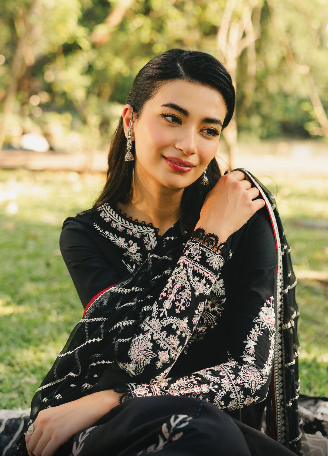 Mulaqat by Afrozeh Unstitched Embroidered Lawn 3 Piece Suit AF26UML PARIZAAD FWU-0057 - Festive Collection