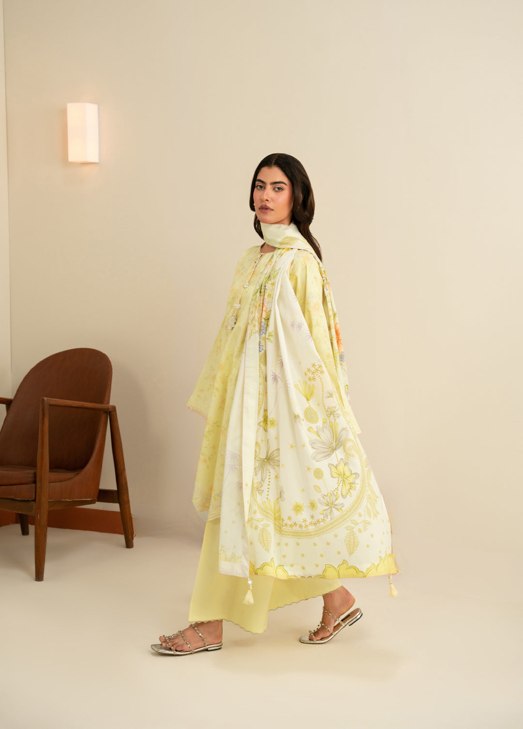 Seran Essentials Unstitched Printed Lawn 3 Piece Suit SN26UEL Solene D-04 - Lawn Collection