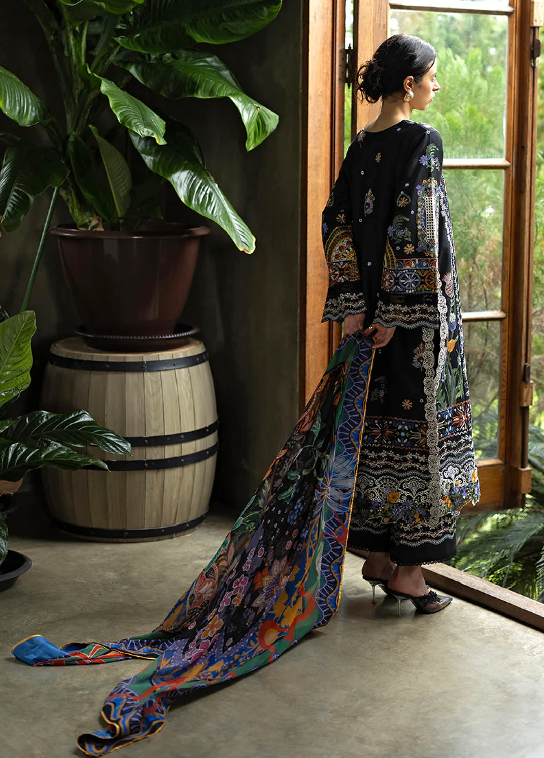 Mon Tresor by Esmel Unstitched Embroidered Luxury Lawn 3 Piece Suit EML26UMT D11-Sia - Summer Collection