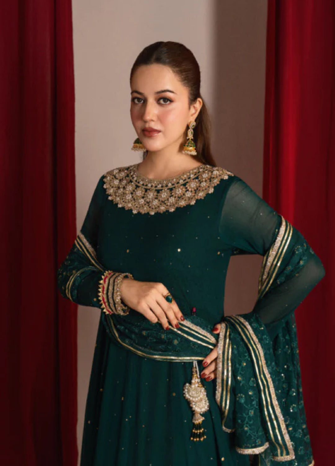 Zaaviay Green Grace Embroidered Chiffon Suit Pret 3 Piece Festive Collection