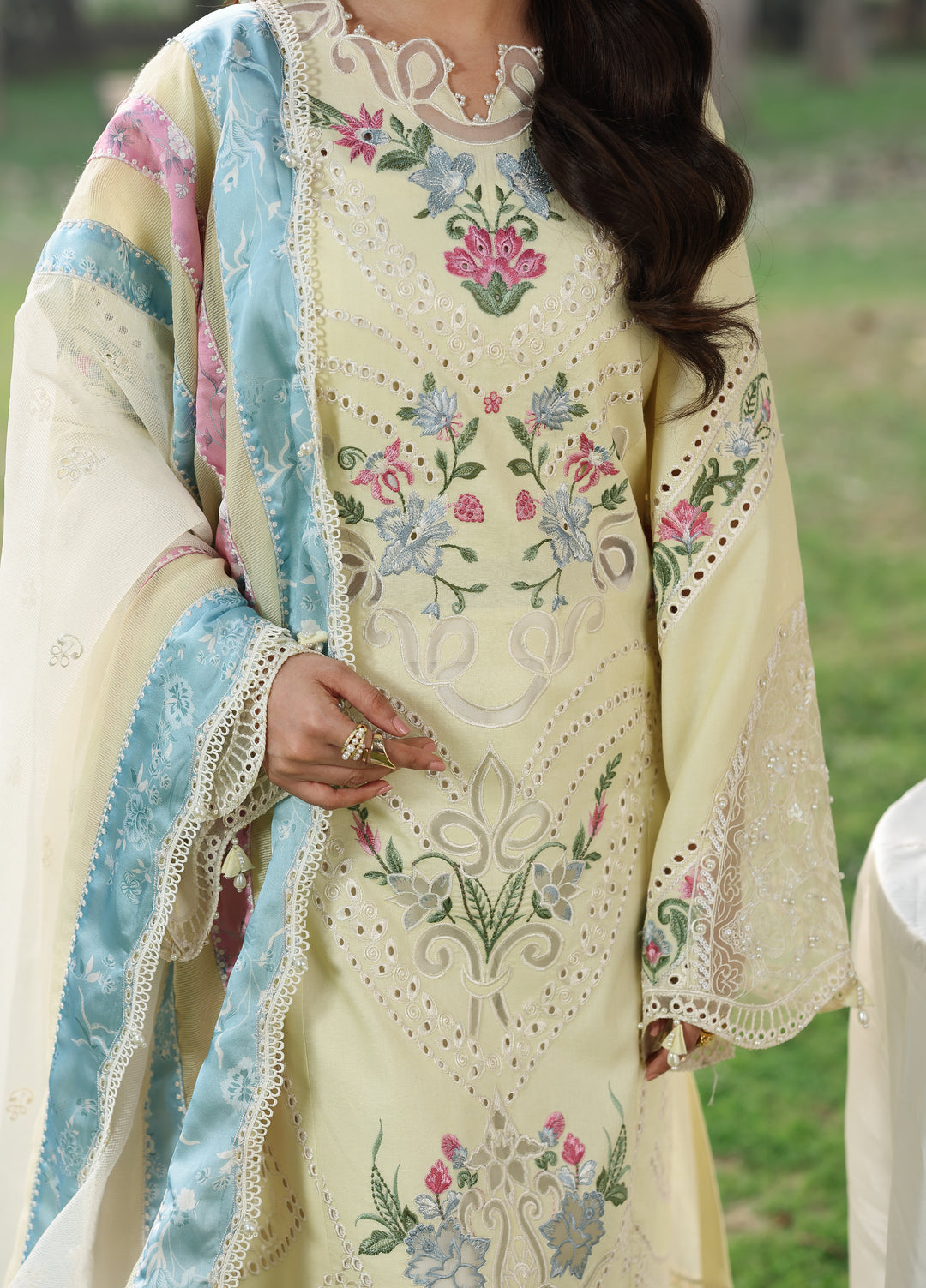 Tales of Petals by Sardinia Unstitched Embroidered Luxury Lawn 3 Pcs Suit SRD26UTP D-3 Daisy Dream - Festive