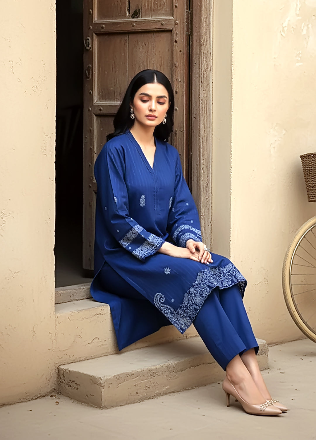 Lakhany Women Ready To Wear Embroidered 2 Piece Cambric LG-UB-0190-W-EMB-2P - Winter Collection