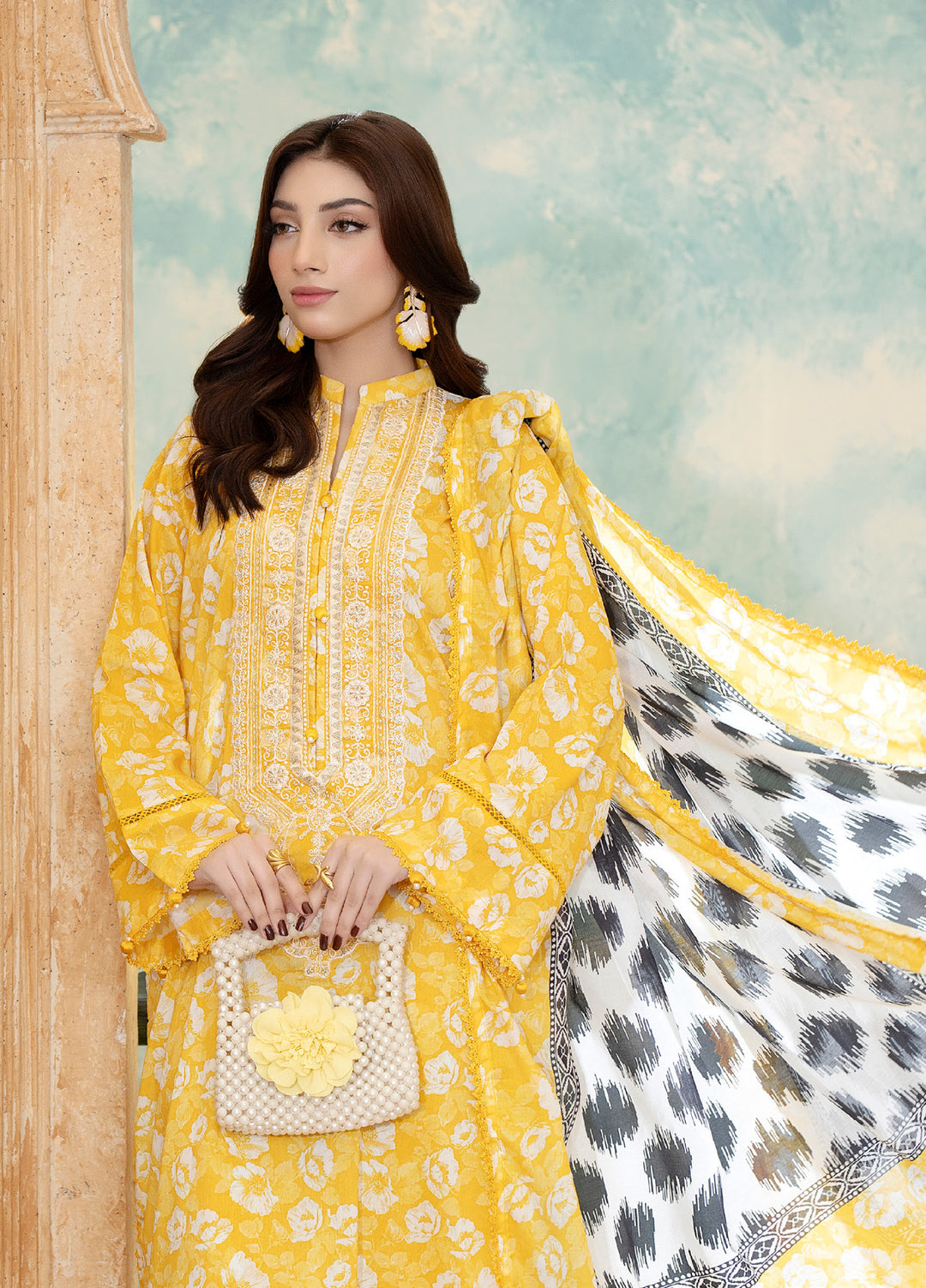 Salina by Regalia Textiles Unstitched Embroidered Lawn 3 Piece Suit RG26USVII D-2 - Summer Collection