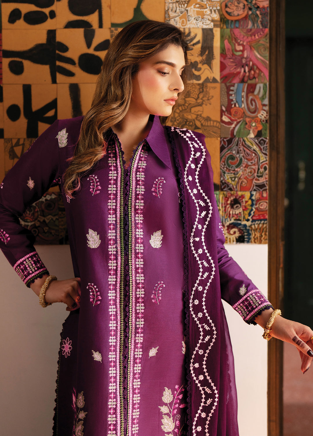Satrangi by Mahnur Unstitched Embroidered Lawn 3 Piece Suit MN26ULS S-04 - Summer Collection