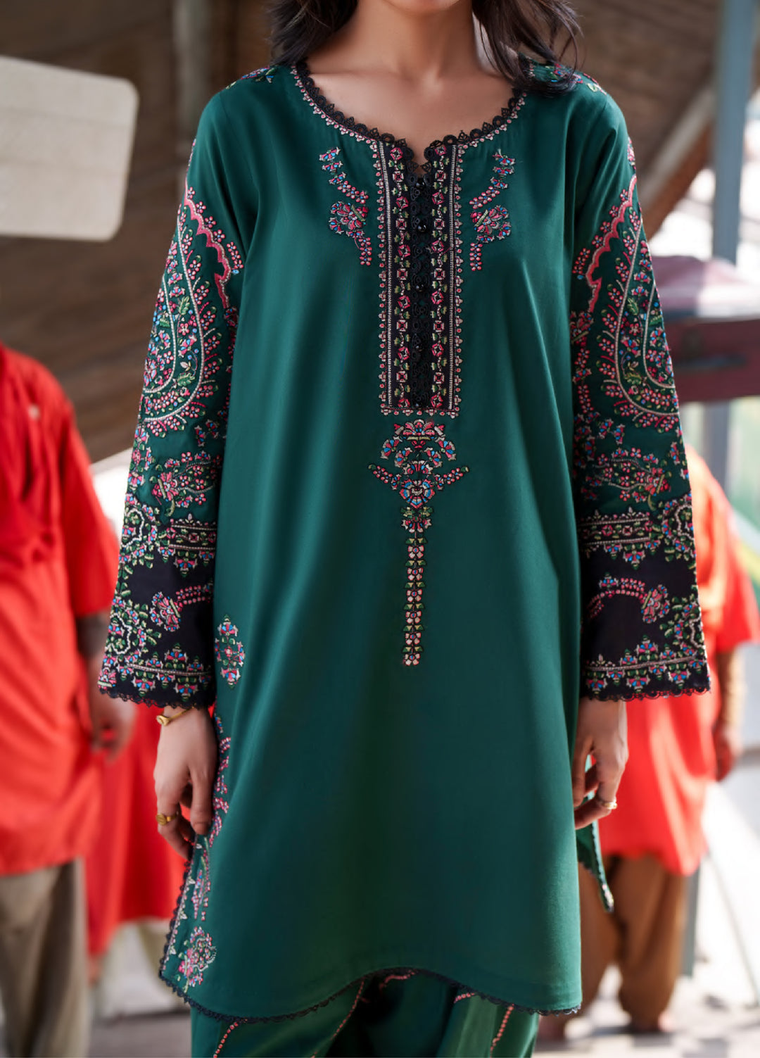 Safarnama by Casuallite RTW Embroidered Cotton Lawn 3 Piece CL26PSCL Emara Graces - Eid Collection