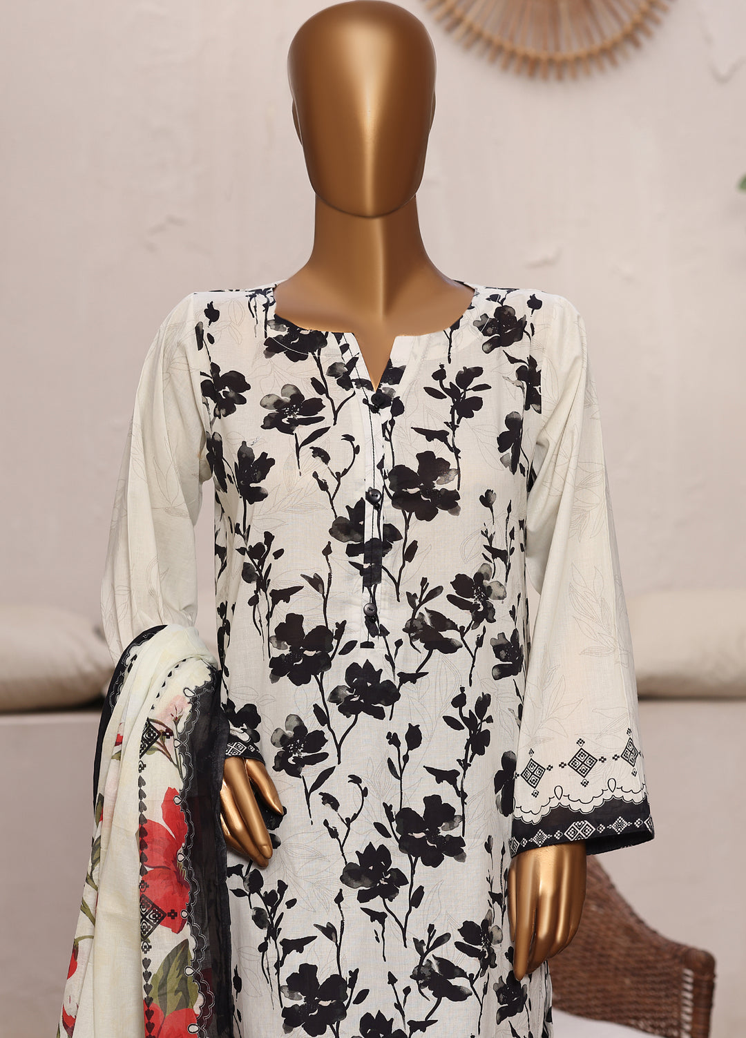 Art N Craft by HZ Textiles RTW Printed Lawn 3 Piece Suit Black - Summer Collection